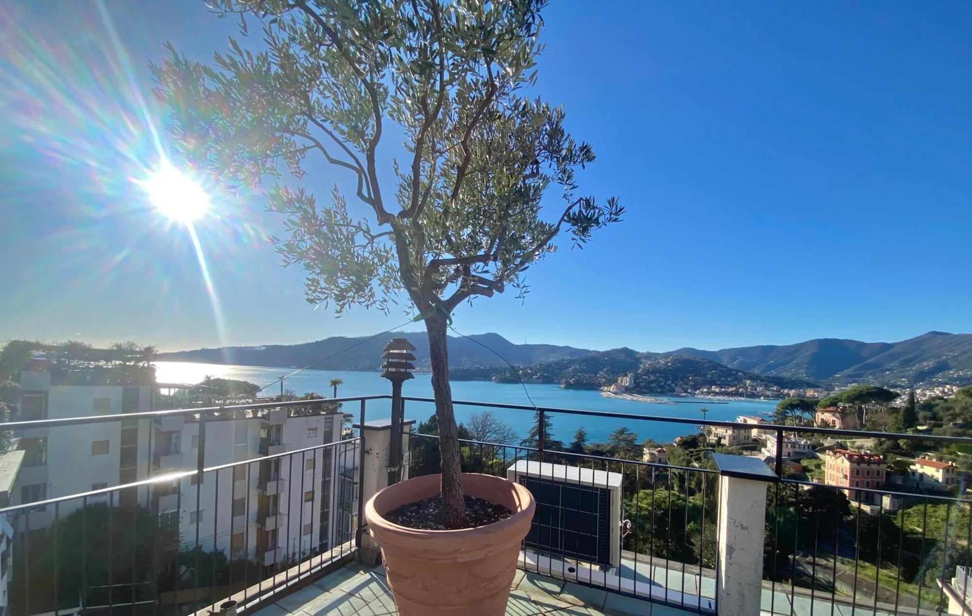 Welcome Riviera - Paradiso 12-Ultimo Restauro Nel 2025-Vista Mare Stupenda-Balcone Con Vista Meravigliosa Piu' Terrazza Solarium Sovrastante Di 70 Mq Esterna Rapallo Extérieur photo